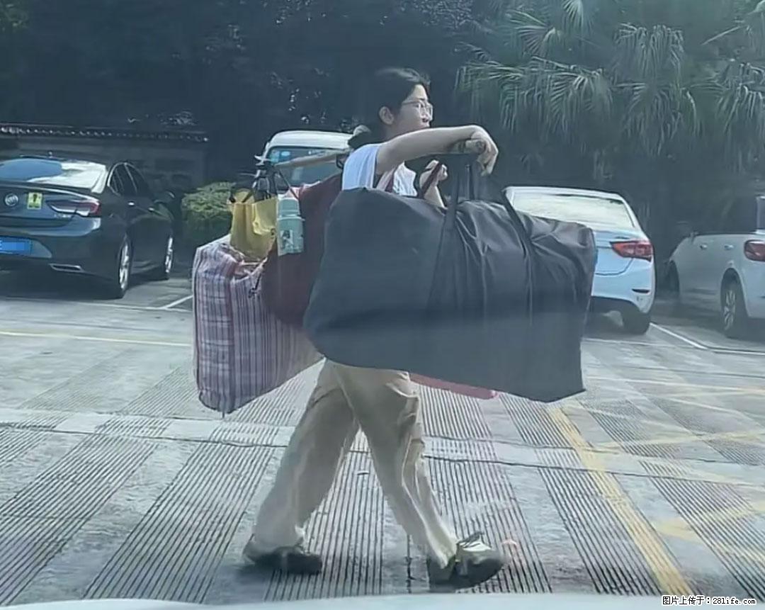 全网追的“扁担女孩”，找了一份暑假工，时薪12元 - 广安生活资讯 - 广安28生活网 ga.28life.com