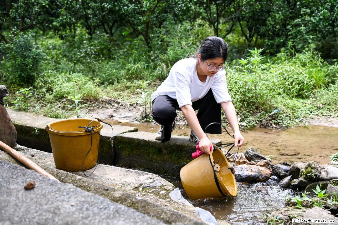 全网追的“扁担女孩”，找了一份暑假工，时薪12元 - 广安生活资讯 - 广安28生活网 ga.28life.com